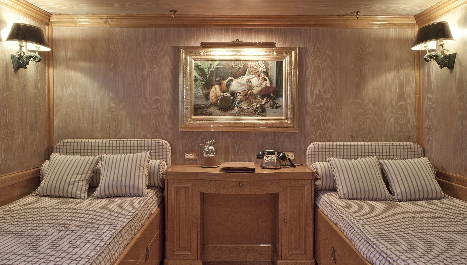 yacht-creole-camper-nicholsons-charterworld-luxury-superyacht-charters